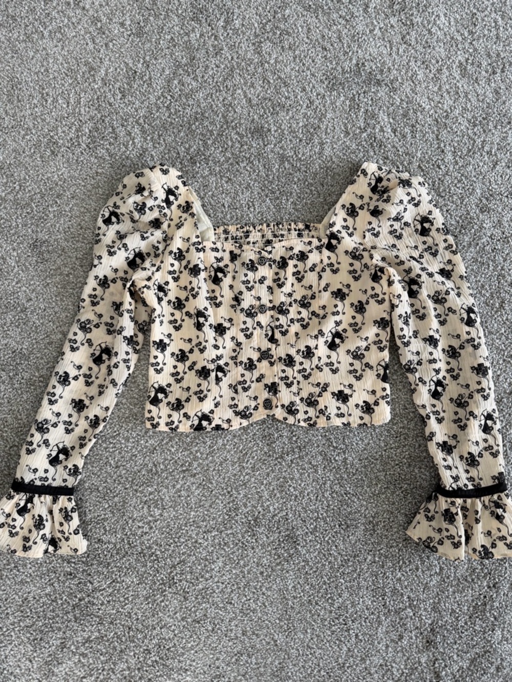 Vintage Inspired Cream Floral Puff Sleeve Crop Top - Square Neck